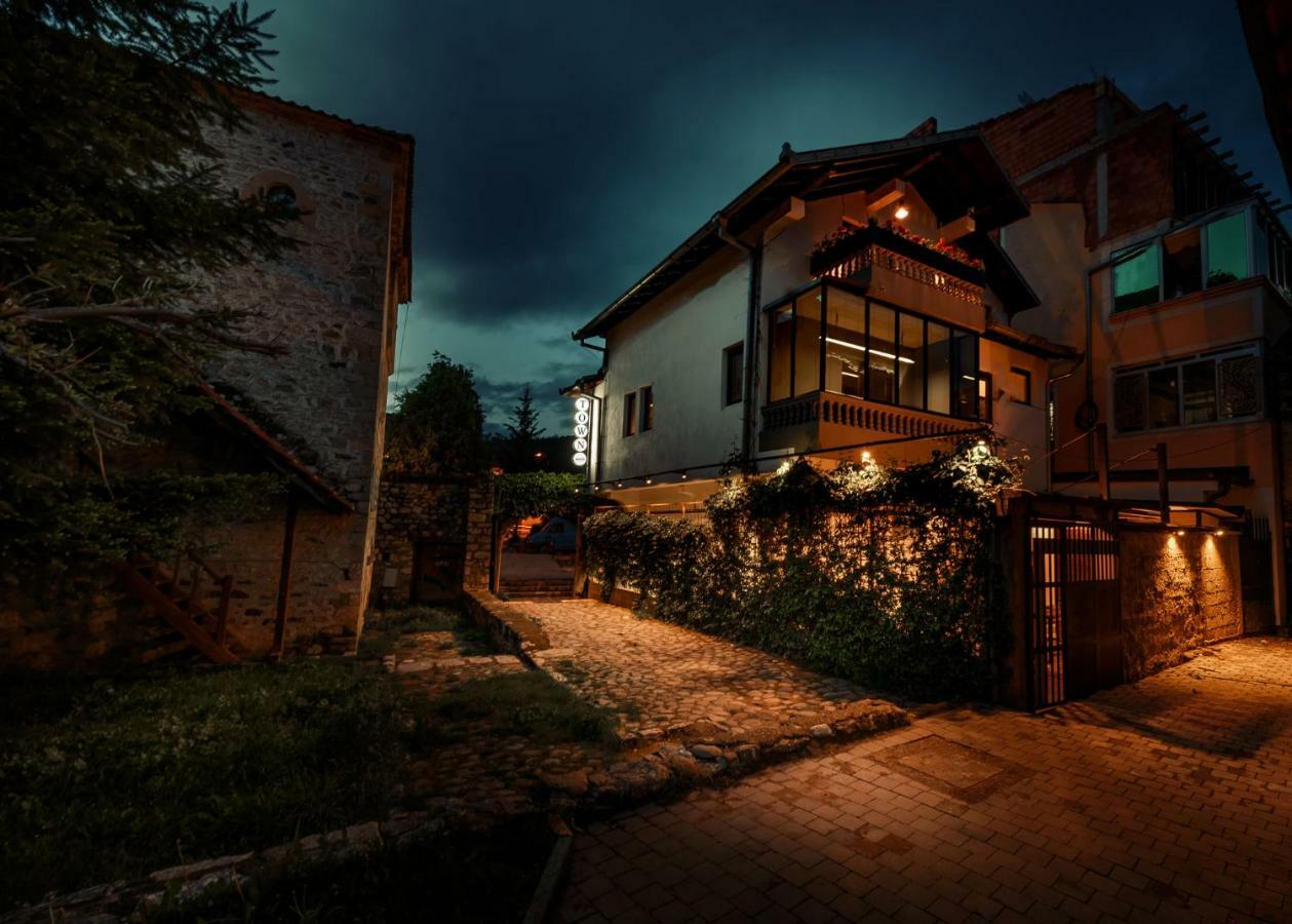 Town Hostel Peć Exterior foto