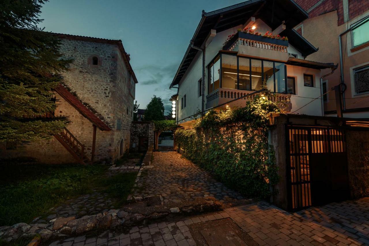Town Hostel Peć Exterior foto